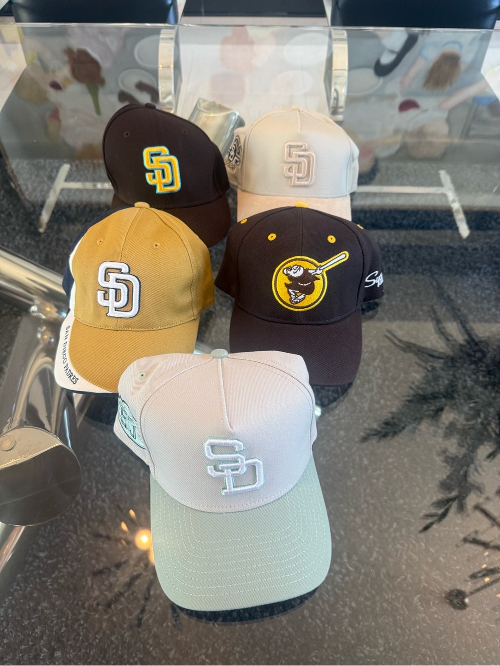 5 Men’s San Diego padres hats.